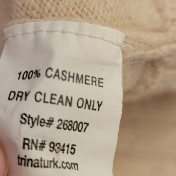 Trina Turk Cashmere Sweater Size Small* - Picture 4 of 6